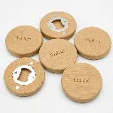 Houten-flessenopeners-met-magneet.webp