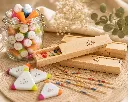 Houten-mikadospel-met-ijshoorntjes-en-markeerstiftjes.webp