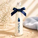 Hoog-Miniflesje-gevuld-met-witte-jenever.webp