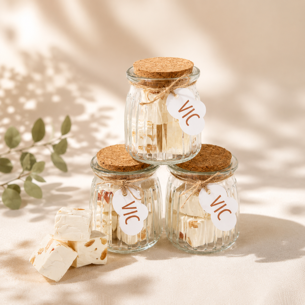 geribbeld-snoepbokaaltje-met-nougat-vic.png